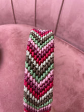 Afbeelding in Gallery-weergave laden, Handgemaakt - Halsband Chevron Guacamole